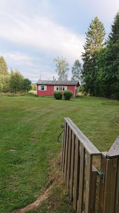 Stuga Vad Vatten Åsarp Exteriér fotografie