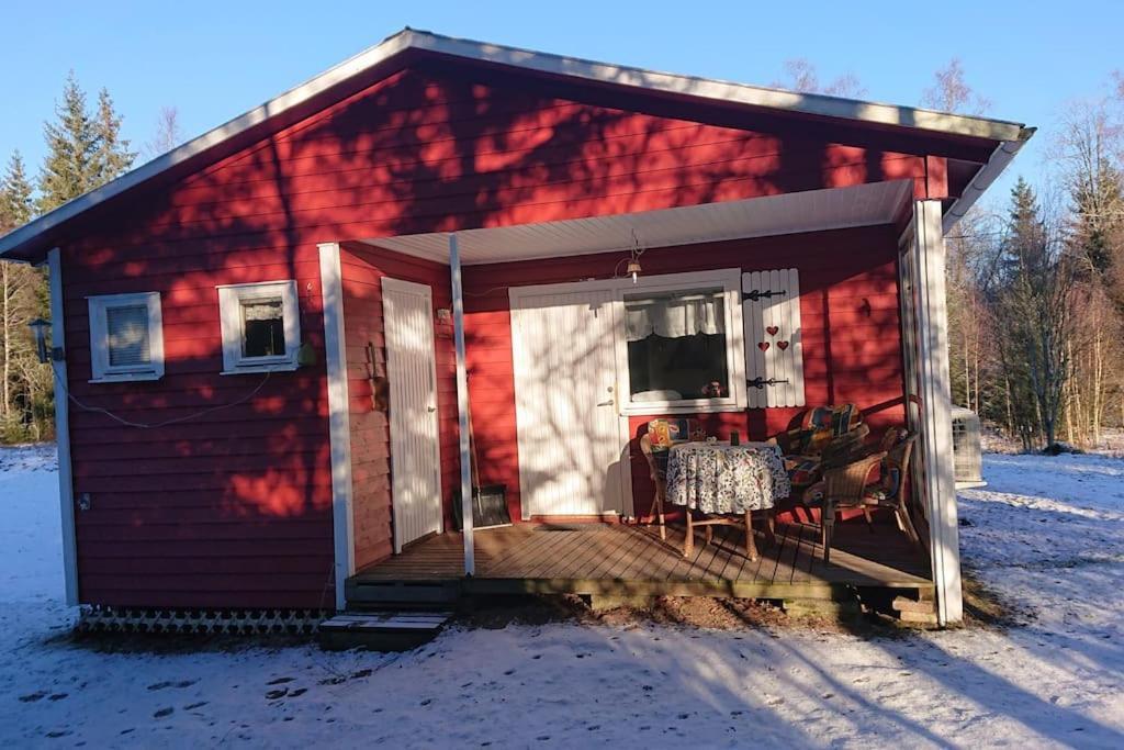 Stuga Vad Vatten Åsarp Exteriér fotografie